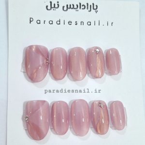 ناخن مصنوعی آیس صورتی رویال با خاویار و نگین
